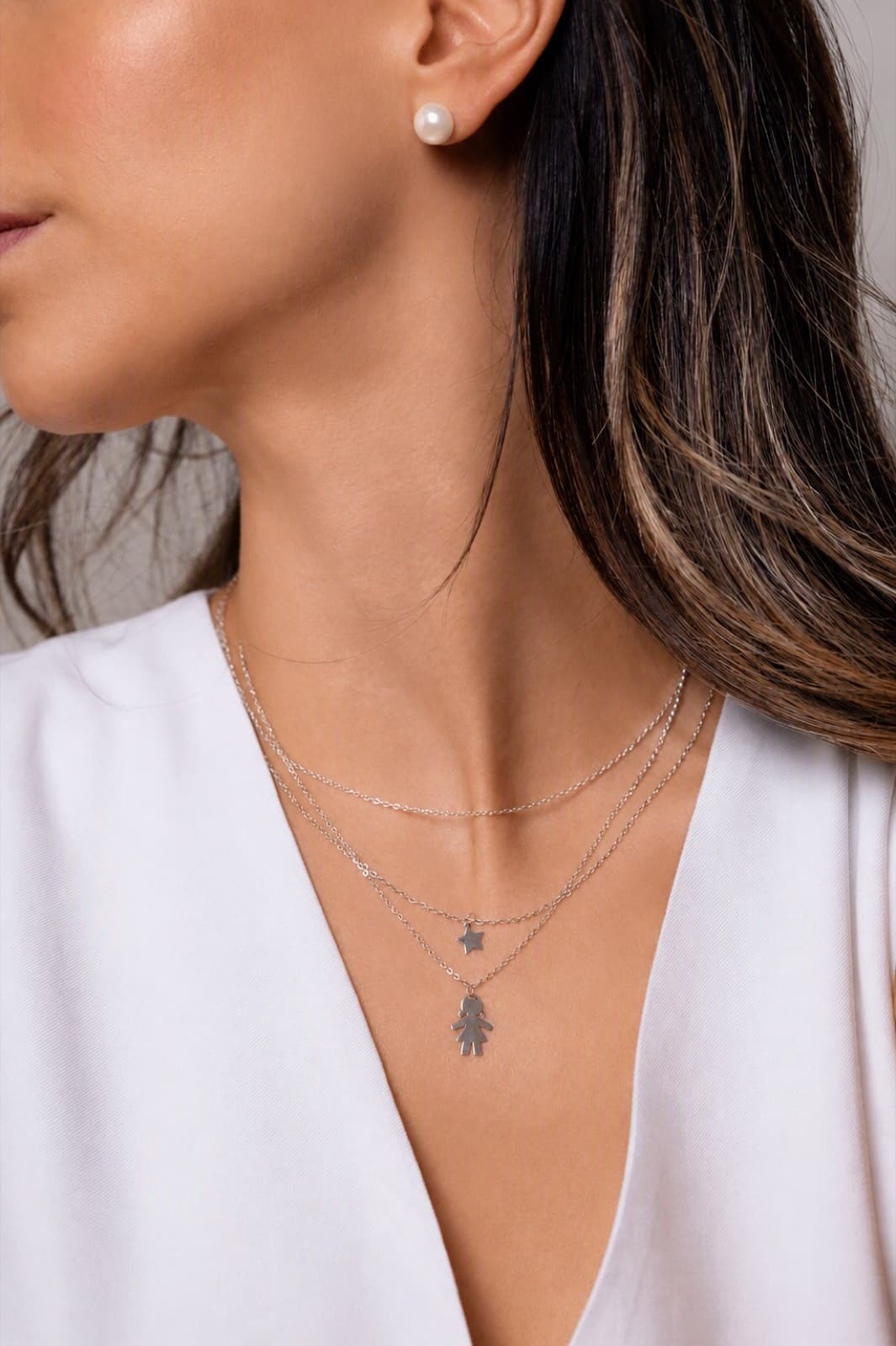 Cadena de plata con dijes